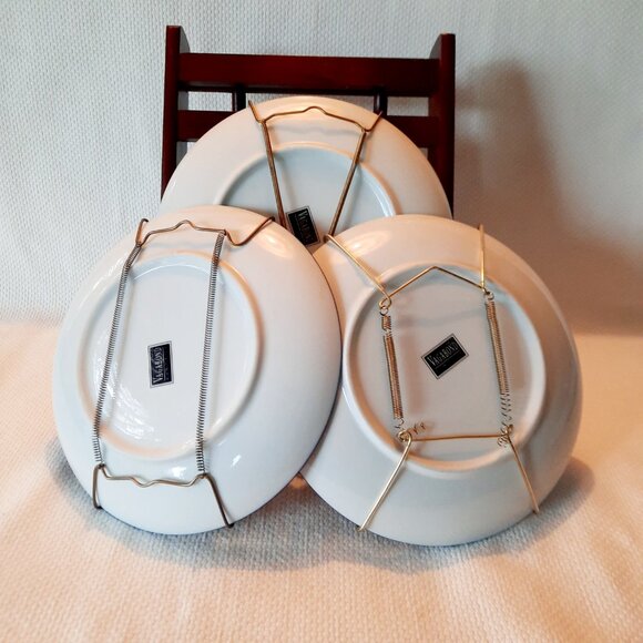 Set of 3 Vagabond Vintage Porcelain Blue/White Plates with Hangers, 8" - Picture 3 of 8